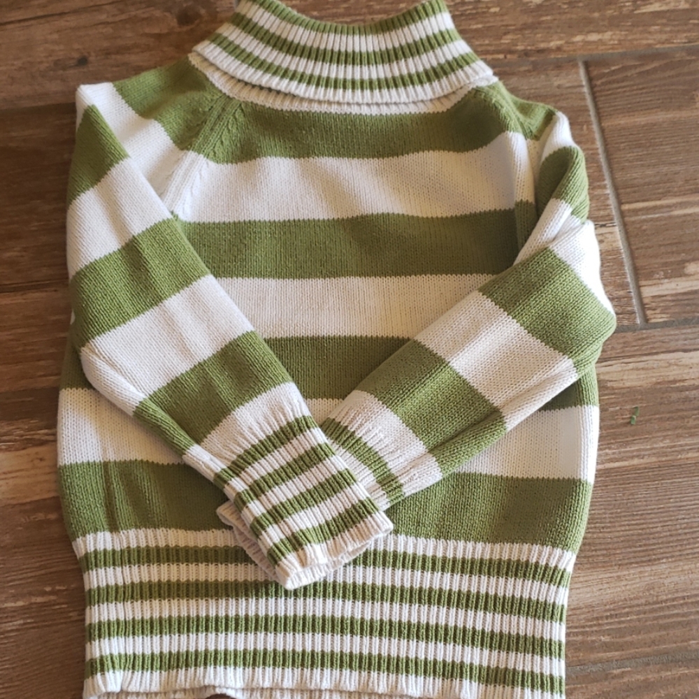 3T sweater